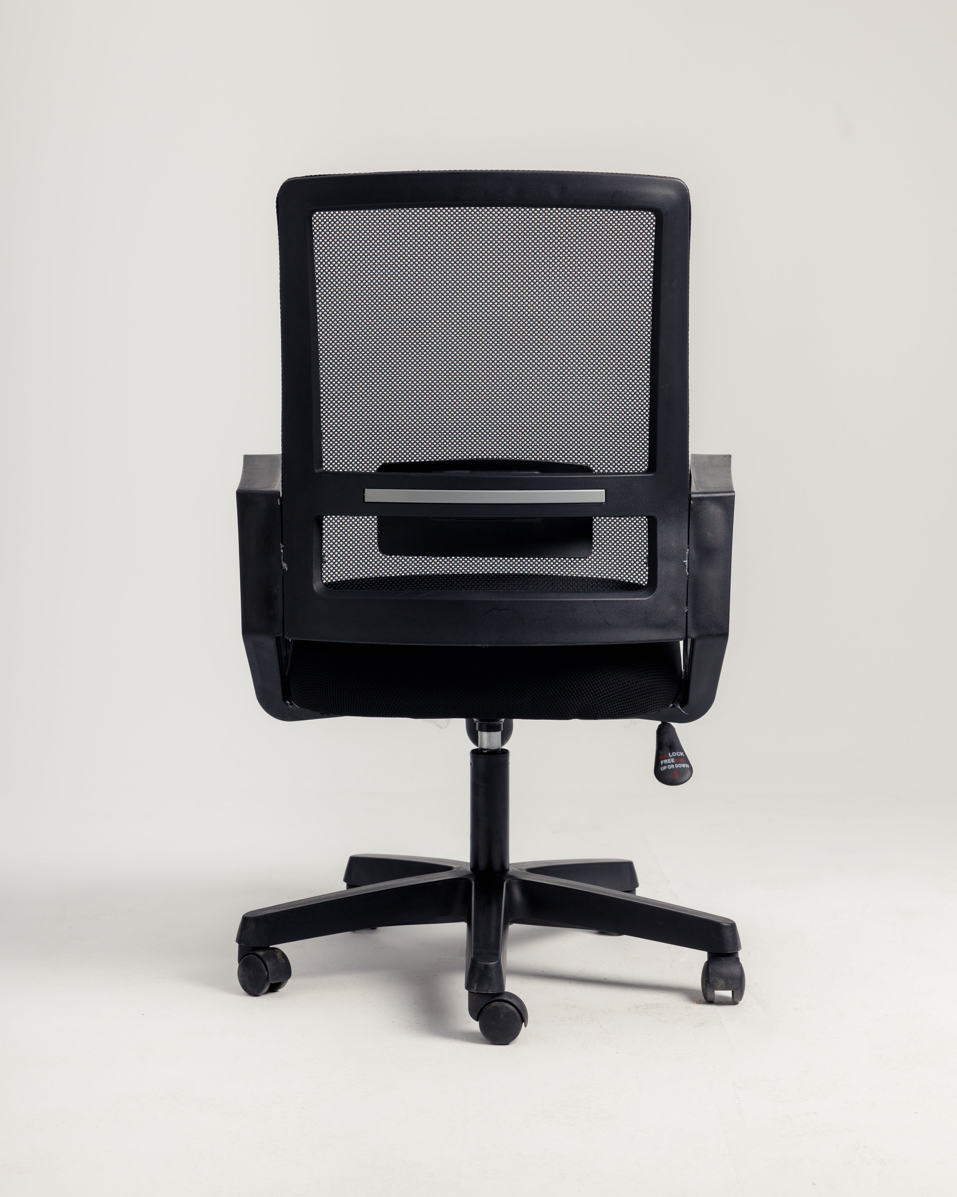 Chaise en maille Noire