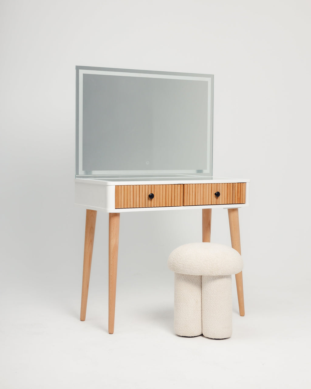 COMMODEUSE MUSE BLANCHE