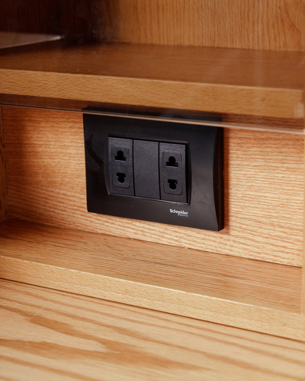 COMMODEUSE MUSE EN CHÊNE