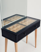 COMMODEUSE MUSE NOIRE