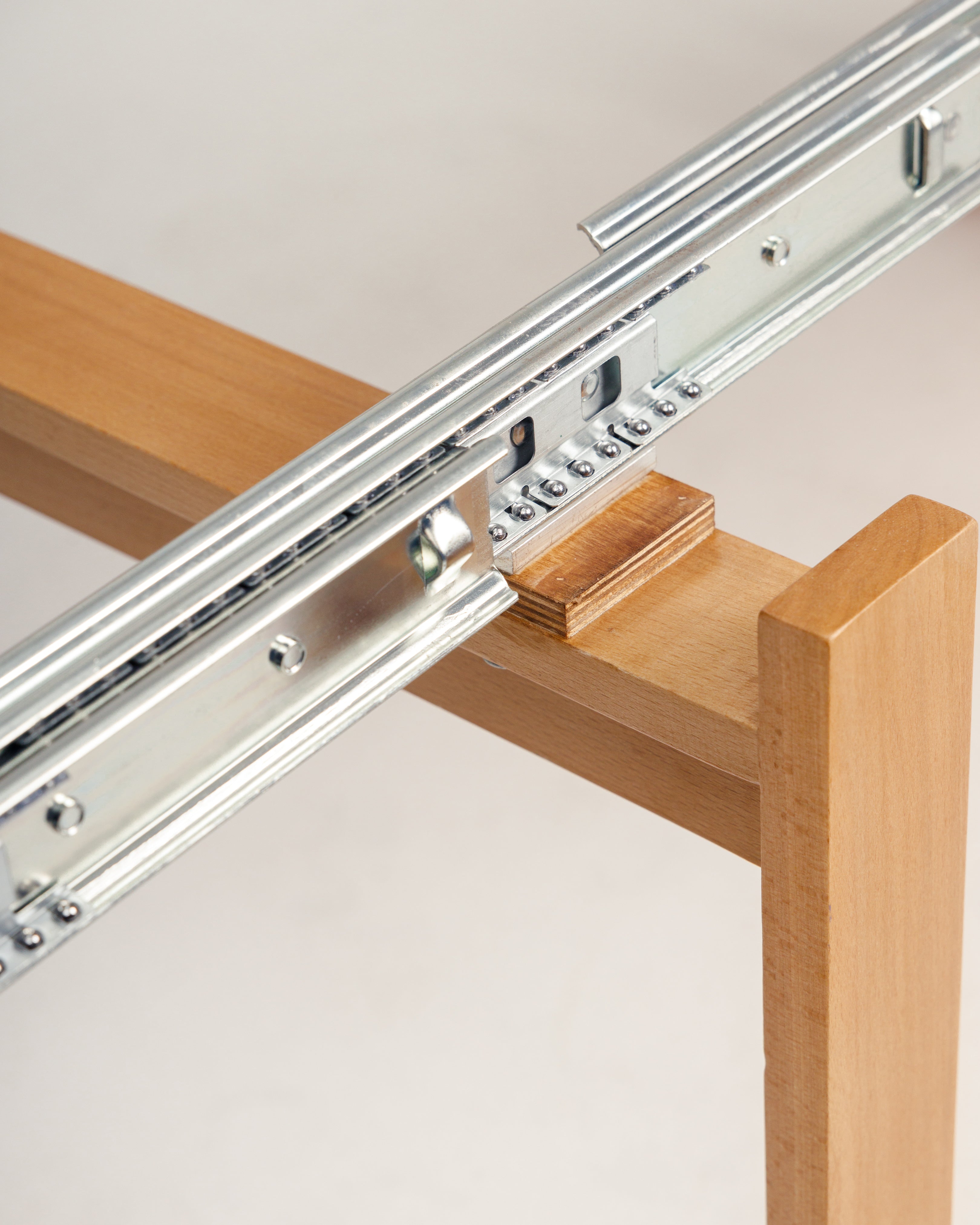 Table transformable en chêne