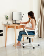 Chaise en maille blanche