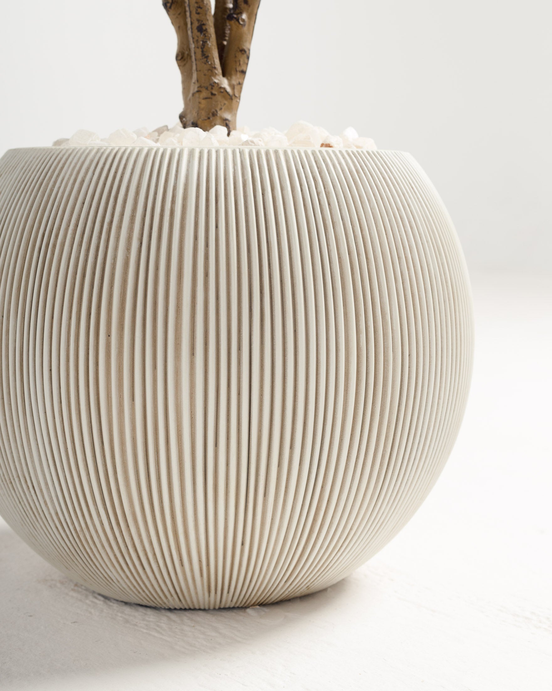 Pot en argile fibreuse