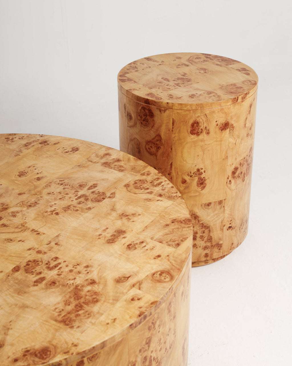 Table d'appoint ronde en loupe