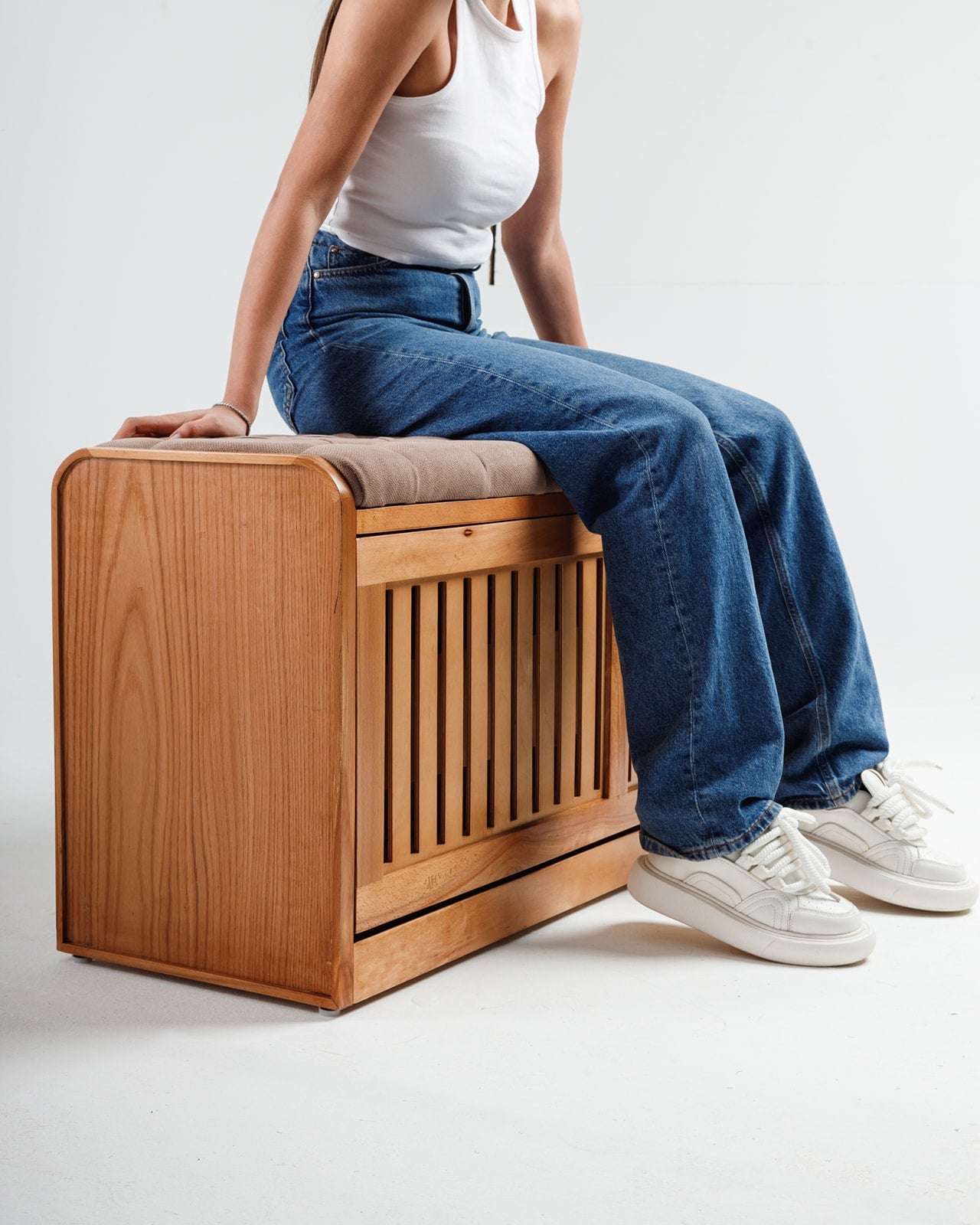 Banc de rangement à chaussures secret 