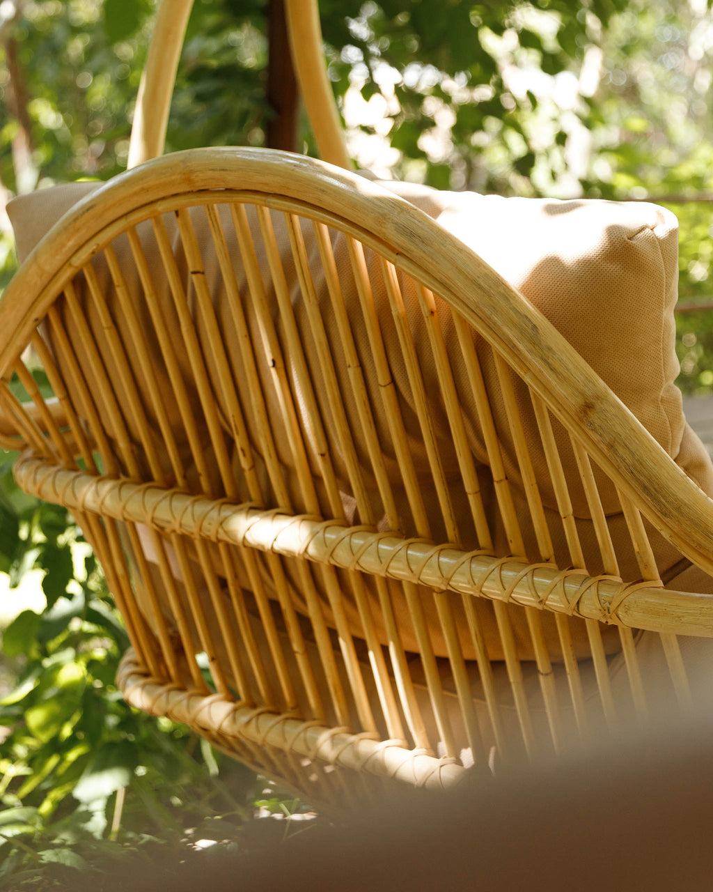 GRANDE BALANÇOIRE EN BAMBOU