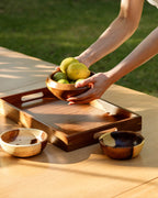 Plateau en bois et laiton fait main