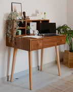 Akila en noyer par AE