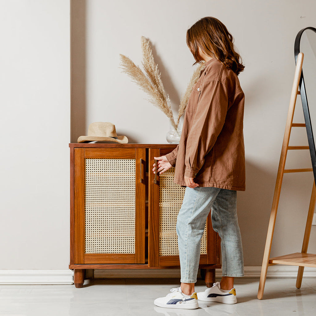Rangement à chaussures en rotin et noyer