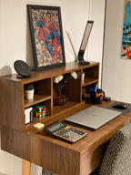 Akila en noyer par AE