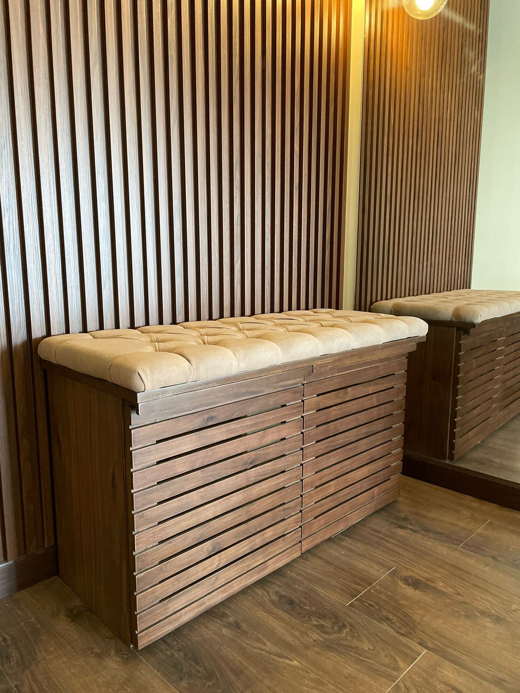 RANGEMENT À CHAUSSURES EN NOYER