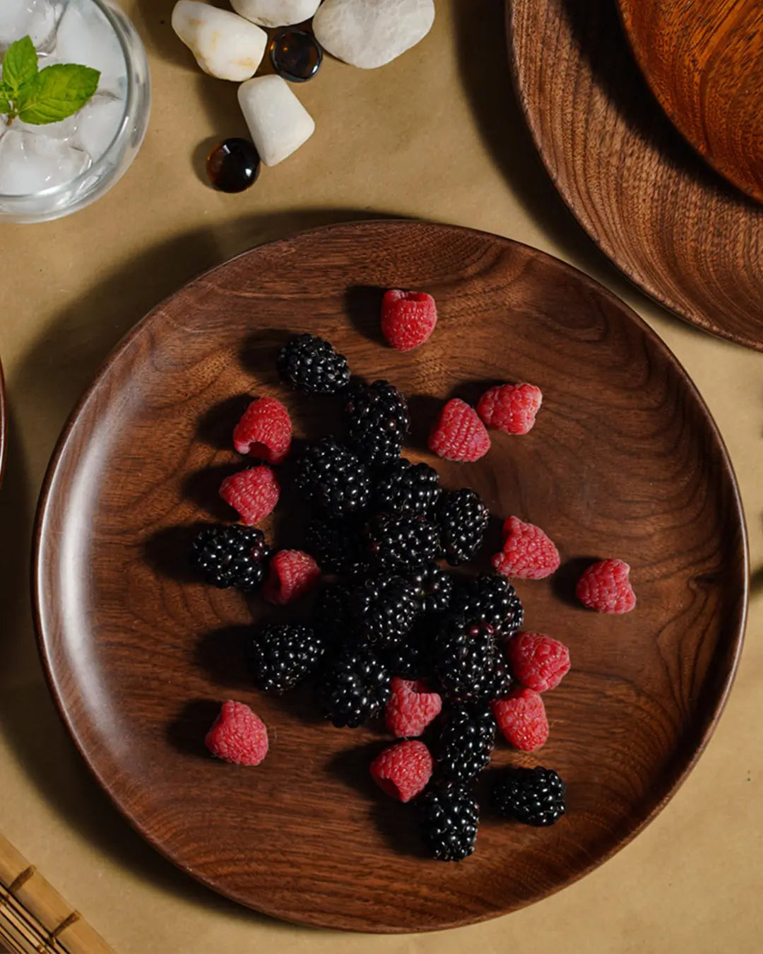 Plateau écologique en bois de noyer